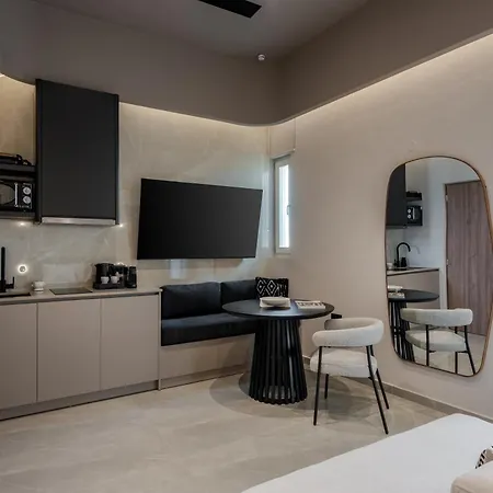 Amara Luxury With Private Hot Tub Chania (Crete)